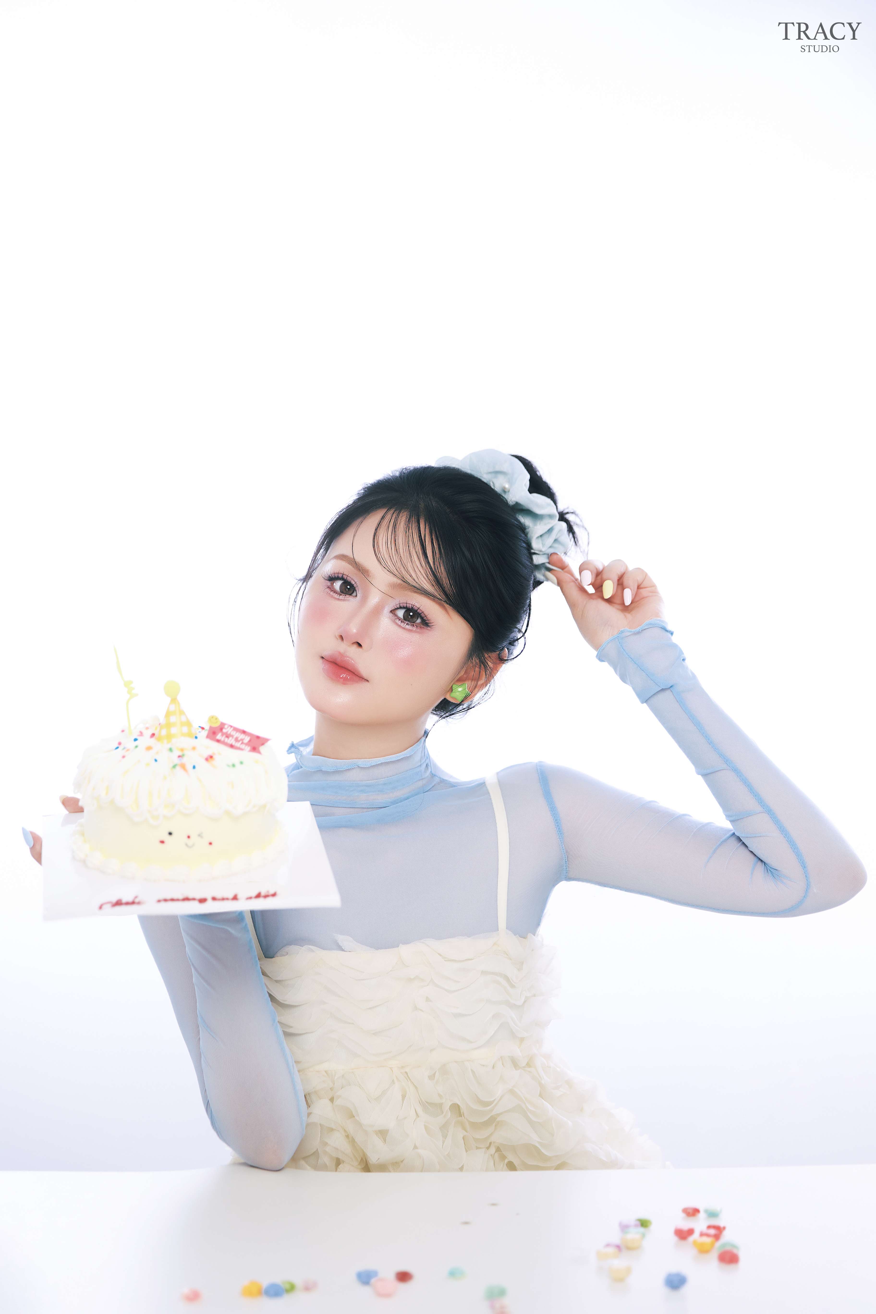 frontend/img/gallery/concept-sinh-nhat/tracy-studio-chup-concept-birthday-trang (8).jpg